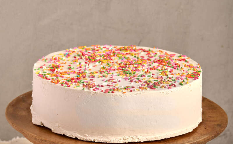 PASTEL PARTY CAKE